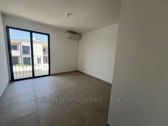 Location appartement Folelli  