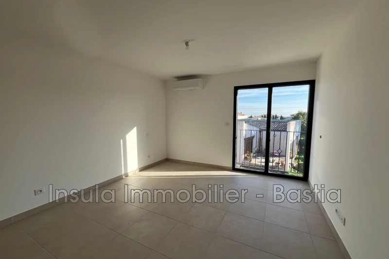 Location appartement Folelli  