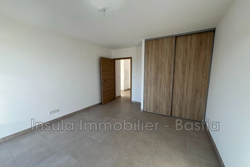 Location appartement Folelli  