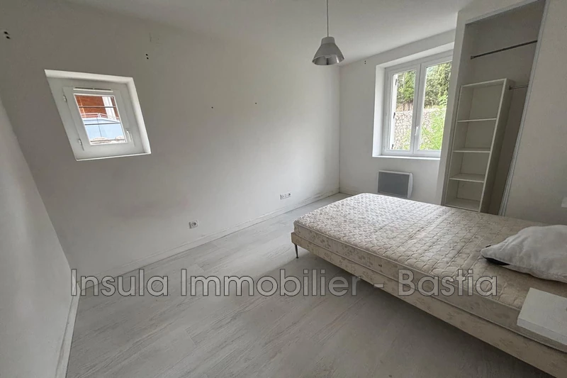 Location appartement Corte  