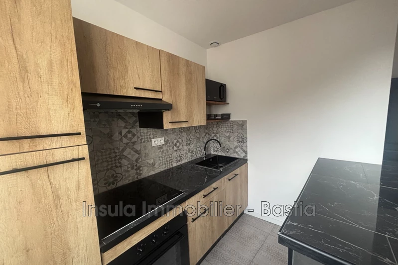 Location appartement Corte  