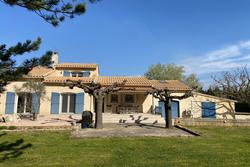Location saisonnière villa provençale Eyragues  