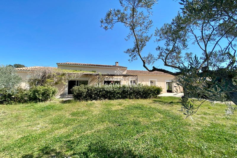 Location saisonnière maison de campagne Boulbon Location saisonnière maison de campagne Boulbon