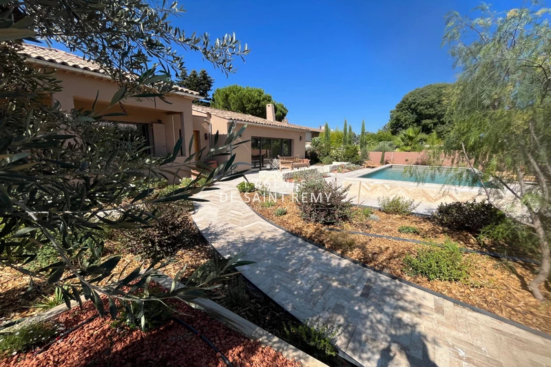 Vente Village house Saint-Rémy-de-Provence  