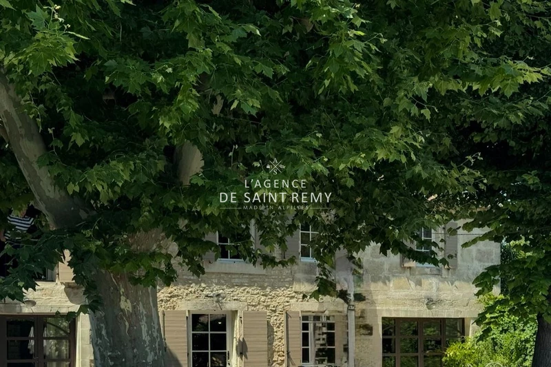 Vente mas Saint-Etienne-du-Grès  
