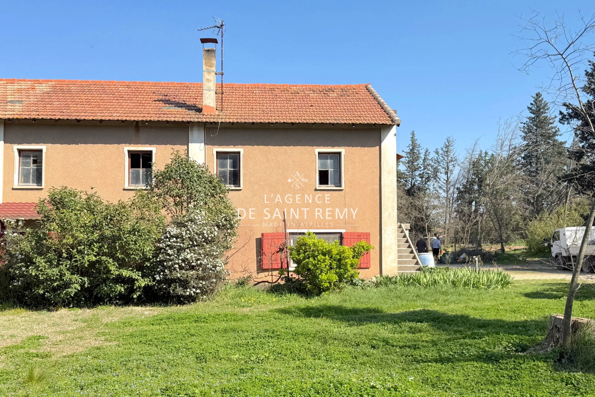 Maison 3 pièces 38 m² · à Saint-Rémy-de-Provence · 38 m² · 350 000 €