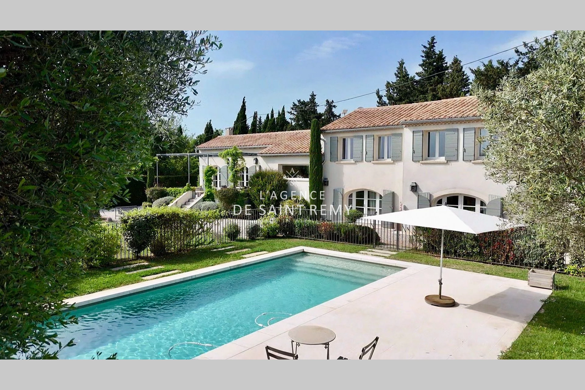 Maison 7 pièces 65 m² · à Campagne · 65 m² · 1 600 000 €