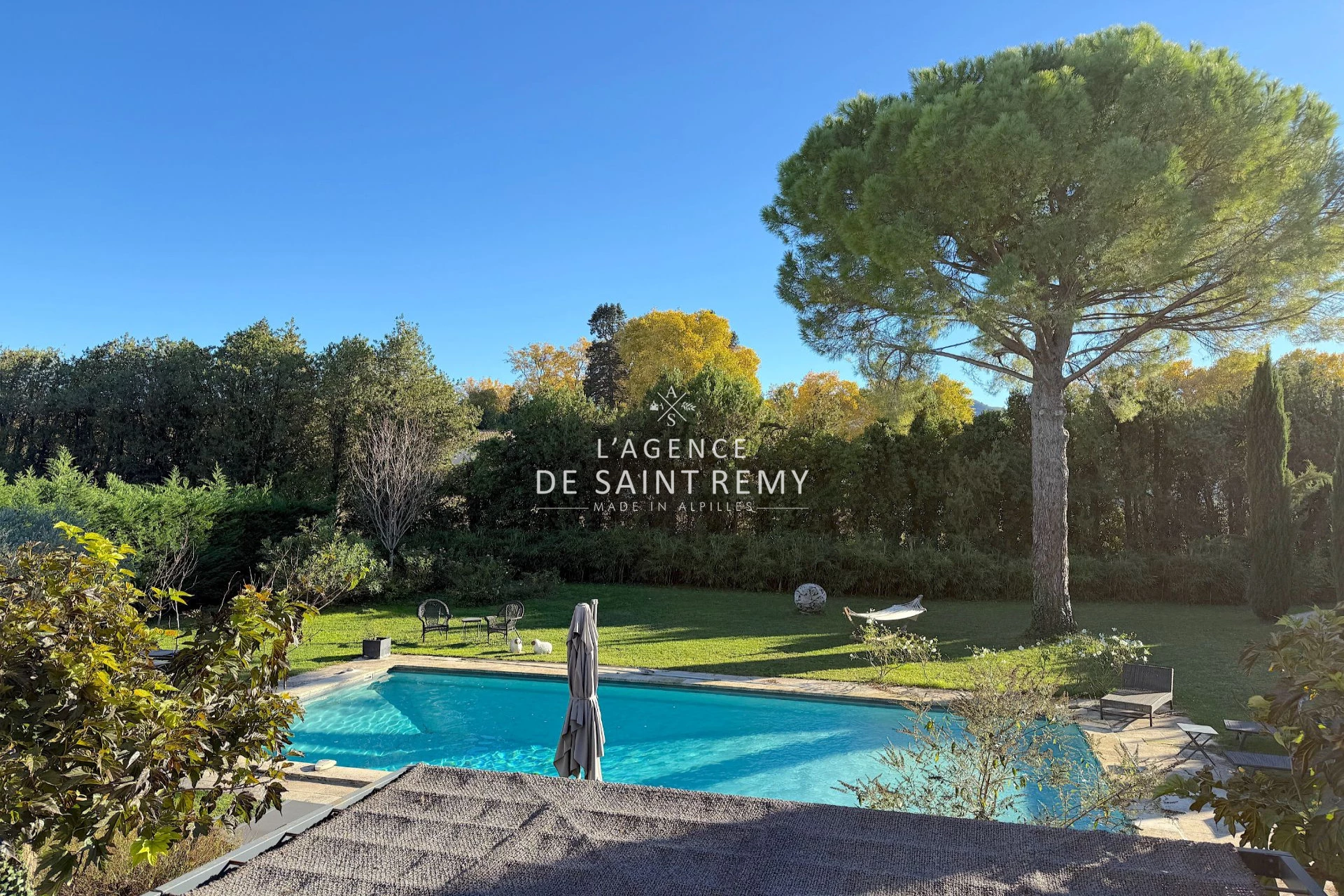 Maison 7 pièces 44 m² · à Saint-Rémy-de-Provence · 44 m² · 995 000 €