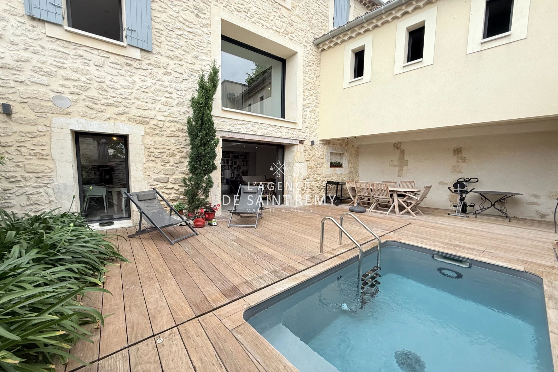 Maison 4 pièces 55 m² · à Saint-Rémy-de-Provence · 55 m² · 795 000 €
