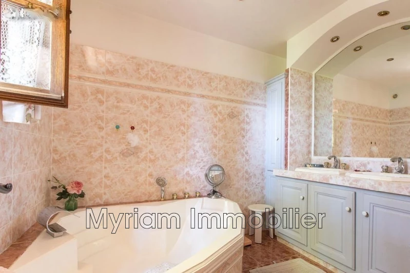 Vente maison Saint-Cézaire-sur-Siagne  