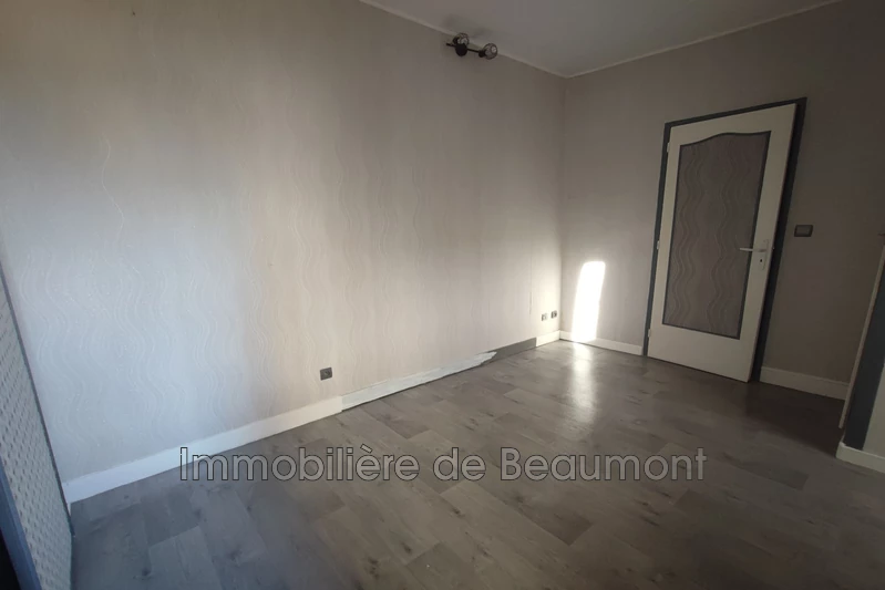 Location saisonnière appartement Beaumont-le-Roger  