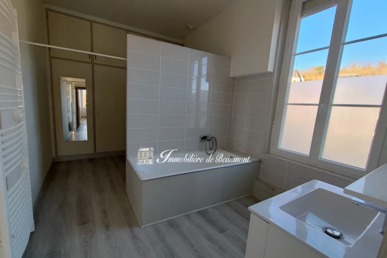 Location appartement Beaumont-le-Roger  