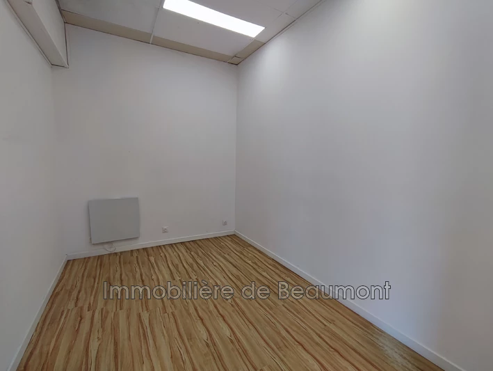 Professionnel locaux Beaumont-le-Roger Professionnel locaux Beaumont-le-Roger