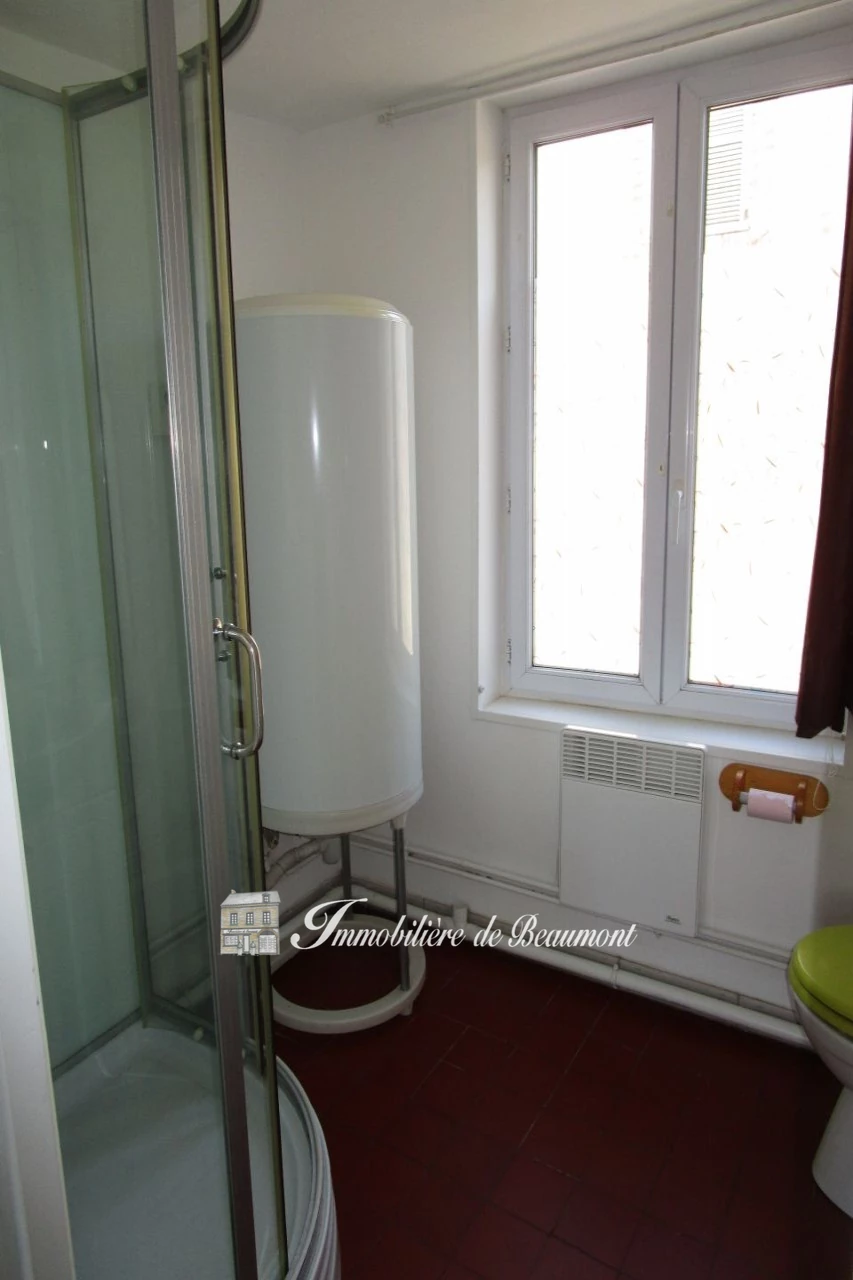 Maison 2 pièces 100 m² · à Mesnil-en-Ouche · 100 m² · 44 500 €