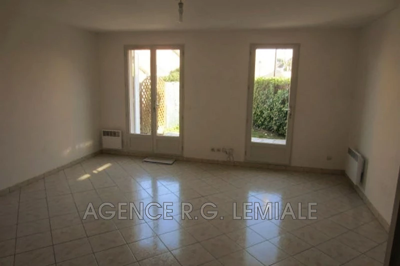 Location maison Le Mesnil-le-Roi  