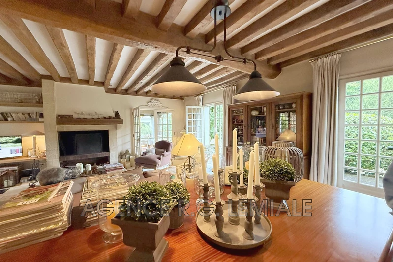 Vente maison Le Mesnil-le-Roi  