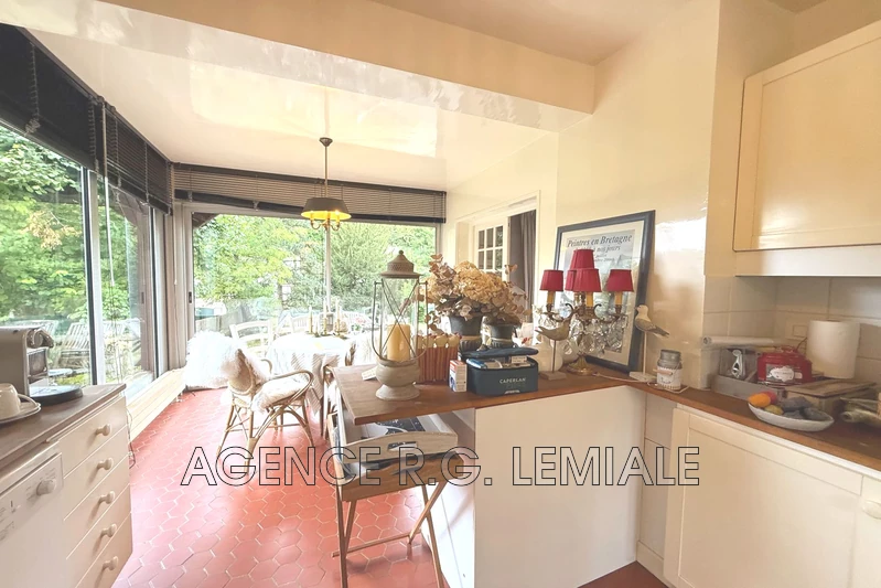Vente maison Le Mesnil-le-Roi  