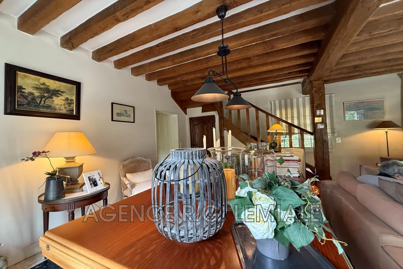 Vente maison Le Mesnil-le-Roi  