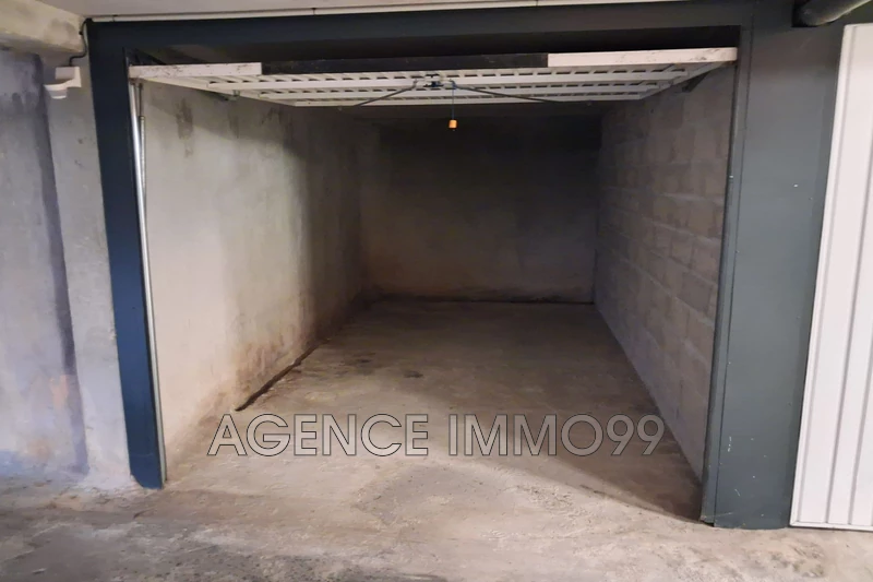 Vente garage Mandelieu-la-Napoule  