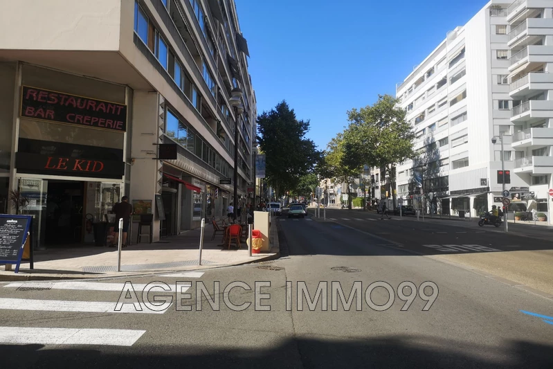 Vente garage Cannes  