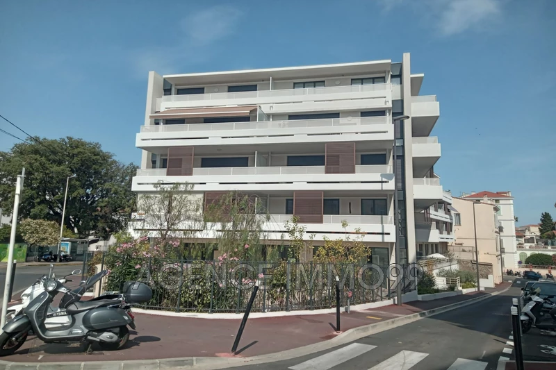 Vente garage Cannes  