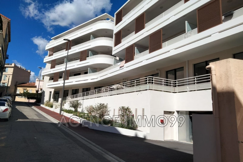 Vente garage Cannes  