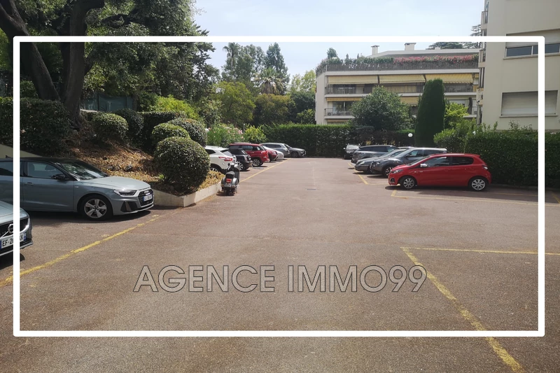 Vente garage Cannes  