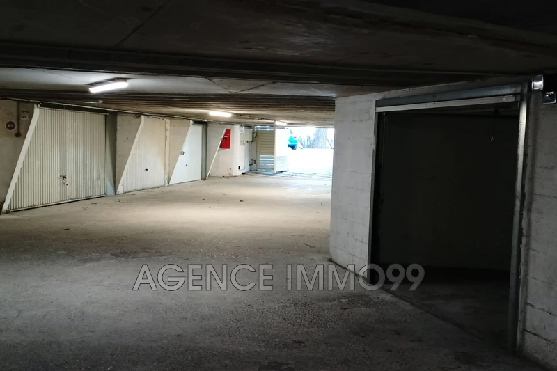 Vente garage Mandelieu-la-Napoule  