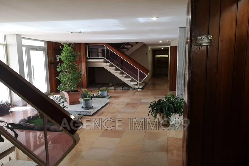 Vente garage Cannes  