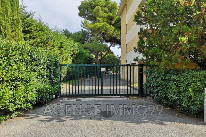 Vente garage Cannes  