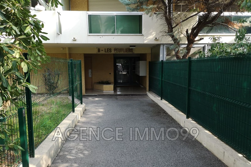 Vente garage Cannes  