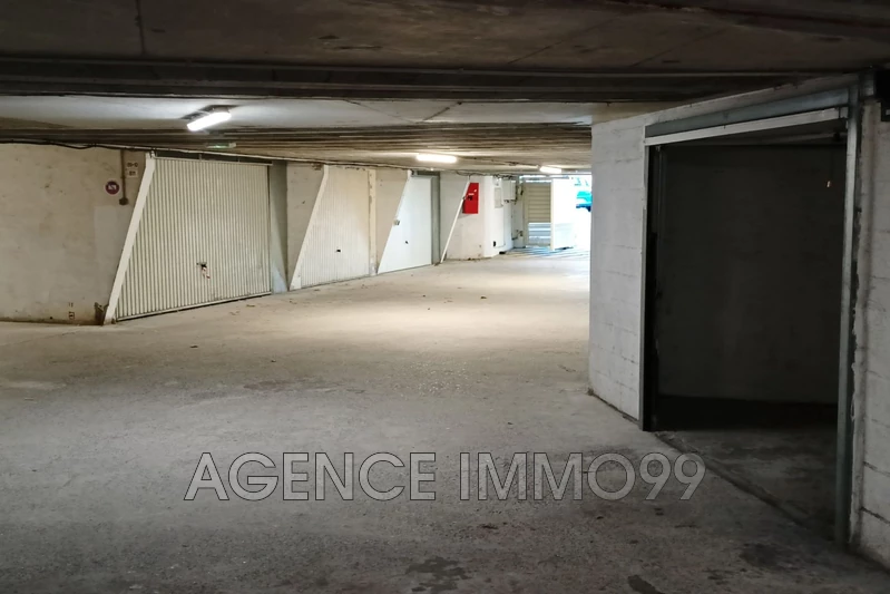 Vente garage Mandelieu-la-Napoule  