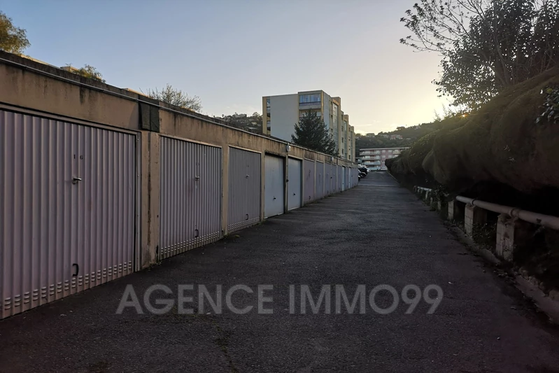 Vente garage Mandelieu-la-Napoule Vente garage Mandelieu-la-Napoule