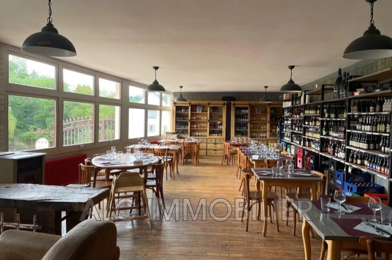 Professionnel Saint-Léonard-des-Bois Professionnel Saint-Léonard-des-Bois