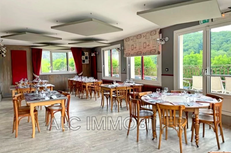 Professionnel Saint-Léonard-des-Bois Professionnel Saint-Léonard-des-Bois