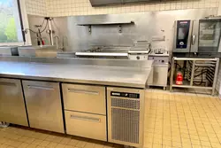 Professionnel  Saint-Léonard-des-Bois  