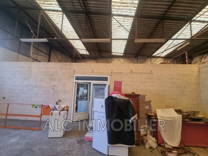 Vente immeuble Moulins-la-Marche  