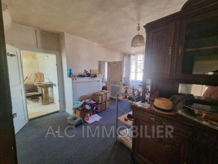 Vente immeuble Moulins-la-Marche  