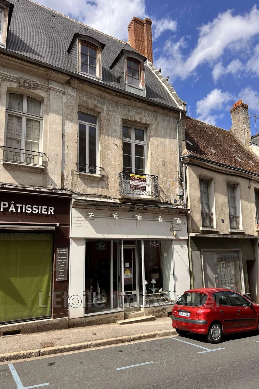 Immeuble 2 pièces 36 m² · à Mortagne-au-Perche · 36 m² · 264 000 €
