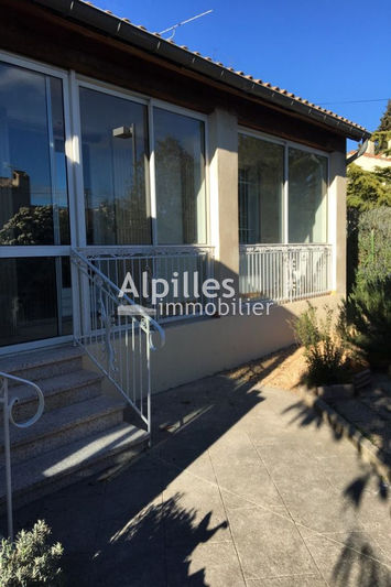 Photo Villa Mouriès Rentals villa 3 bedroom 87 m²