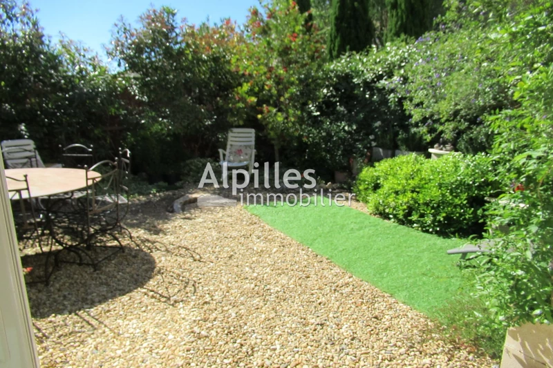 Villa Mouriès   achat villa  3 chambres   85&nbsp;m&sup2;