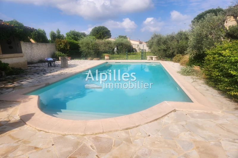 Bastide Mouriès   achat bastide  4 chambres   193&nbsp;m&sup2;
