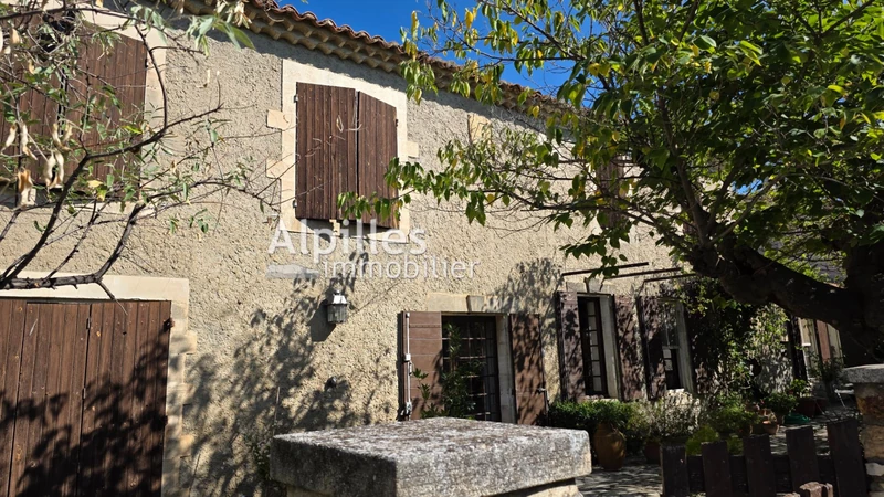 Maison de village Mouriès   achat maison de village  5 chambres   229&nbsp;m&sup2;