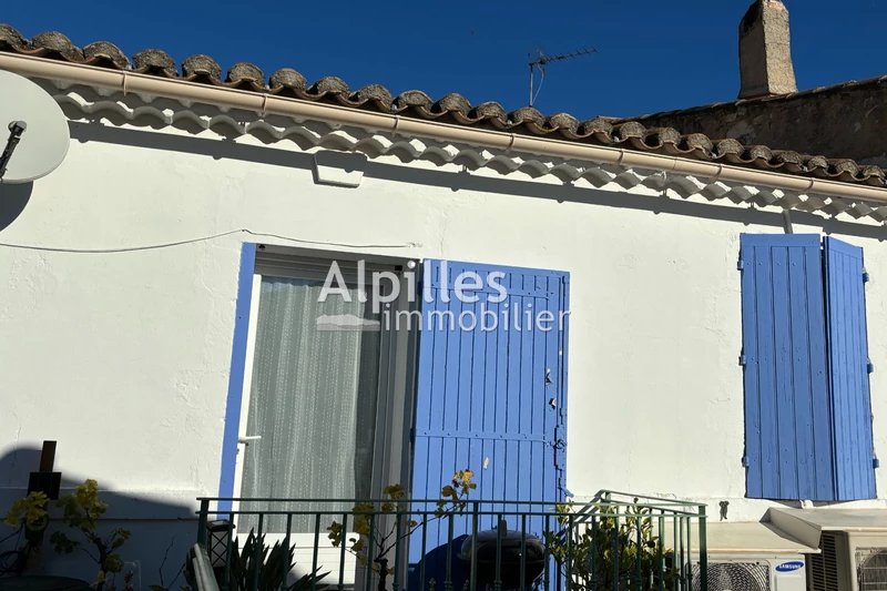 Apartment Mouriès Centre-ville,   to buy apartment  4 rooms   59&nbsp;m&sup2;