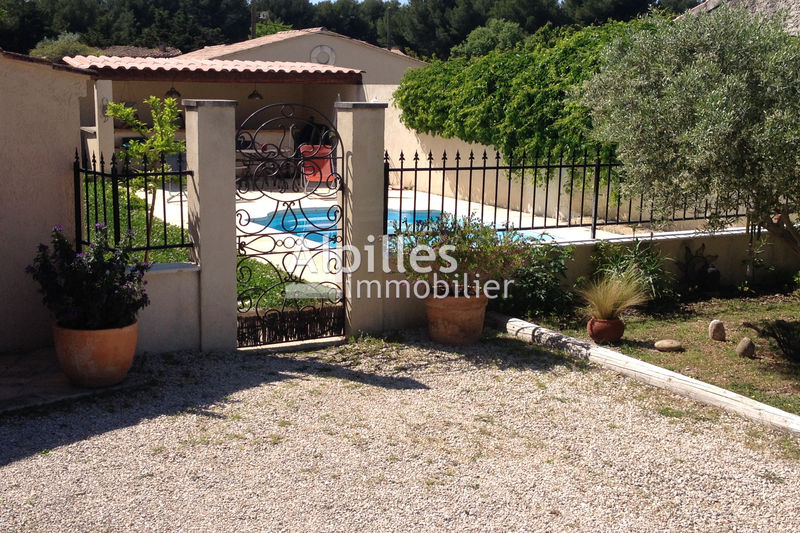 Photo Villa Mouriès to buy villa 3 bedroom 90 m²
