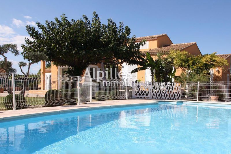 Photo Villa Saint-Martin-de-Crau to buy villa 4 bedroom 141 m²