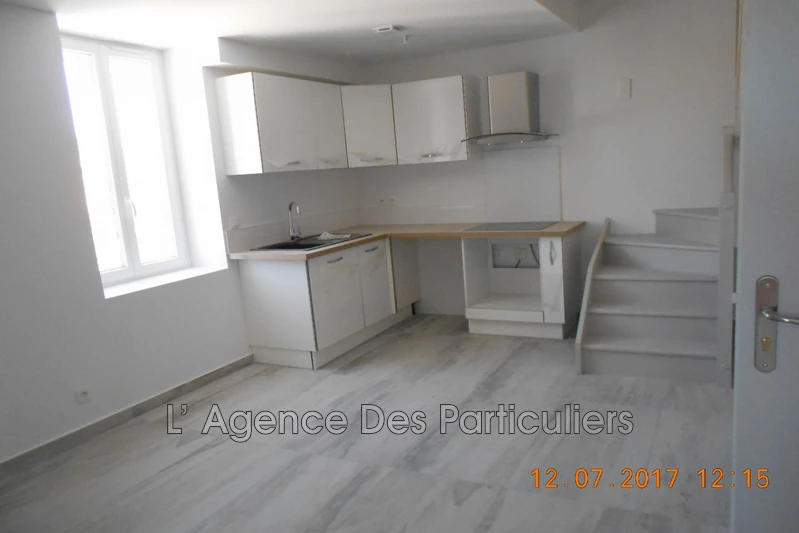 Photo n°1 - Location appartement Les Arcs 83460 - 650 €