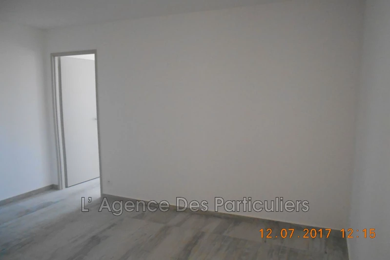 Photo n°2 - Location appartement Les Arcs 83460 - 650 €