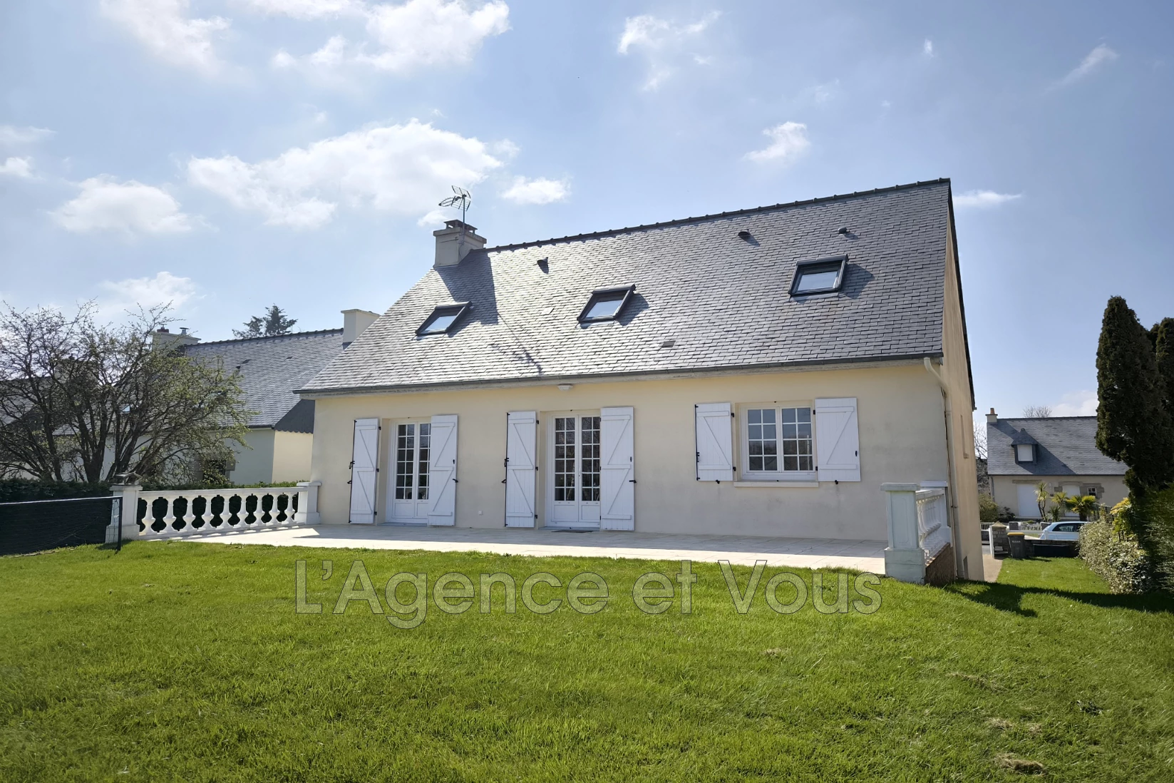 Maison 5 pièces 146 m² · à Lanvallay · 146 m² · 379 235 €
