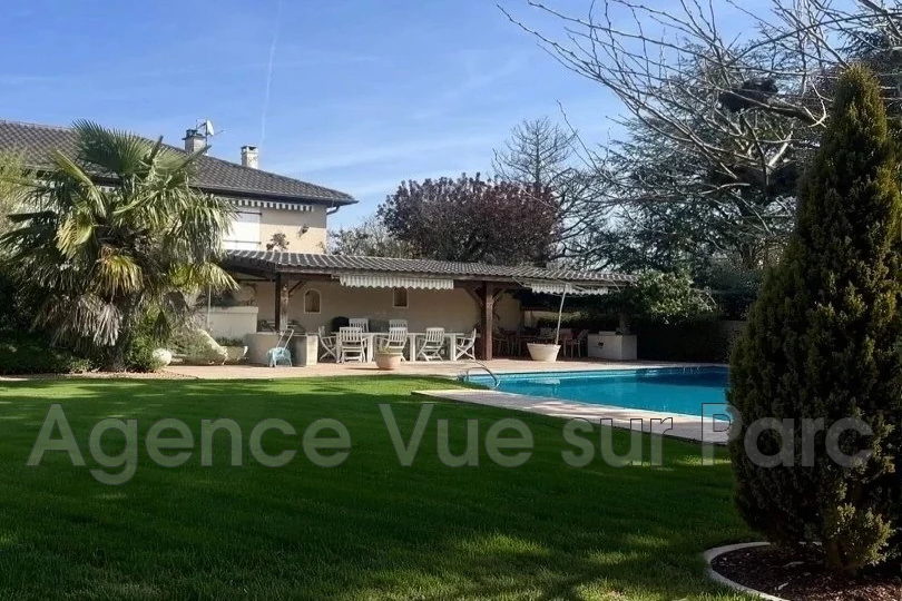 Maison 4 pièces 44 m² · à Sainte Consorce · 44 m² · 555 000 €